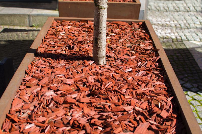 Shredded Mulch Installation in Honolulu, HI